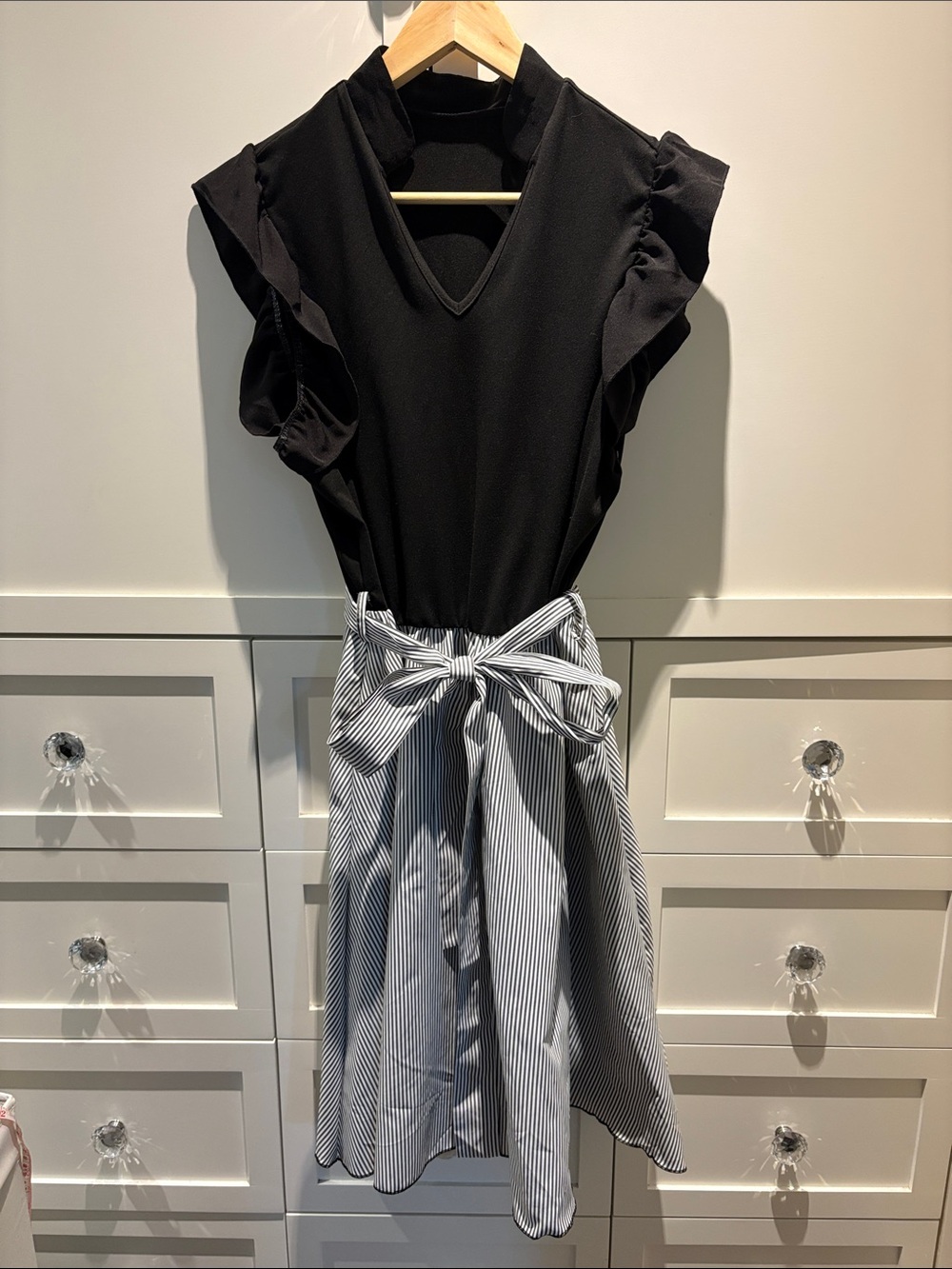 Women’s Black & White Striped Tie-Waist Skirt